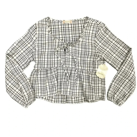 Altar'd State Tops - Alter’d State Women’s Black Ivory Plaid‎ Peplum Crop Top Medium NWT